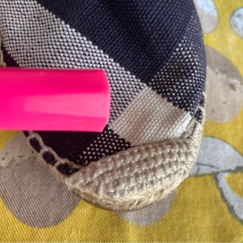 Burberry Hodgeson Nova espadrille slip ons size 39 - Picture 16 of 16